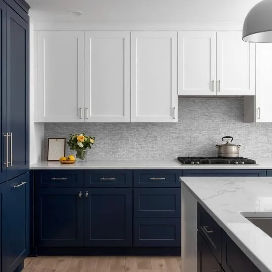 11 bright white kitchen cabinet ideas IMG04